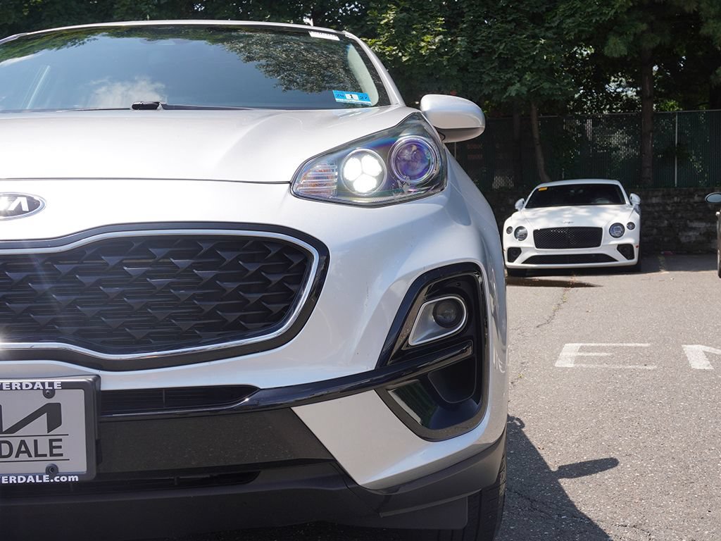 Used 2020 Kia Sportage LX AWD/4WD image 12