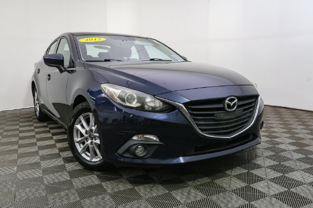 Used 2015 MAZDA MAZDA3 i Touring w/ Technology Package FWD image 3