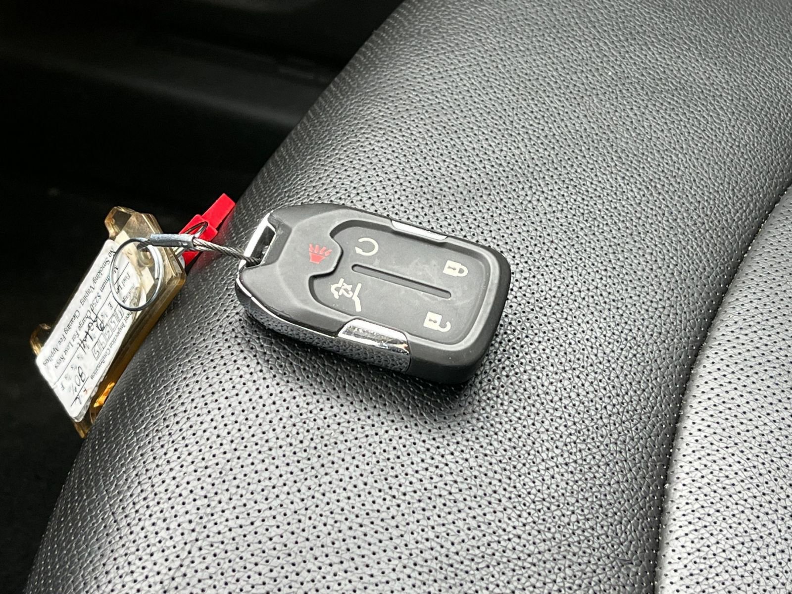 Used 2024 GMC Terrain SLT image 21