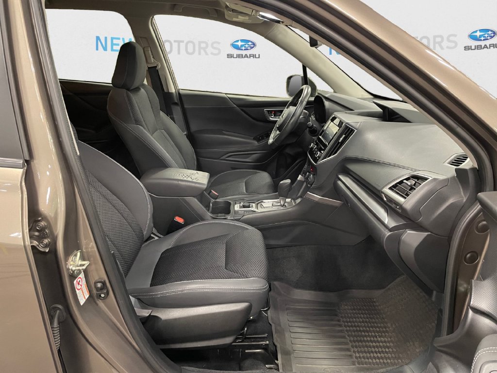 Used 2019 Subaru Forester Premium w/ All-Weather Package AWD/4WD image 15