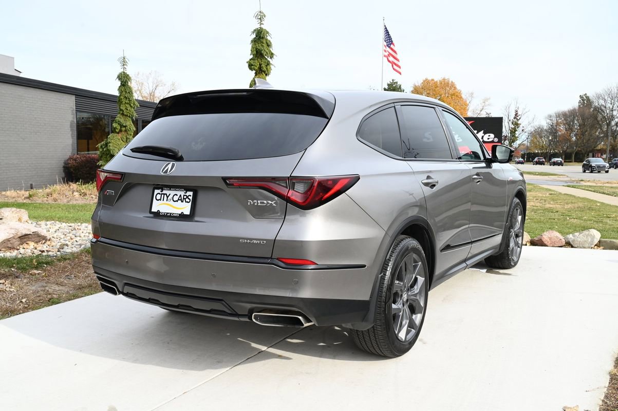 Used 2023 Acura MDX A-Spec image 5