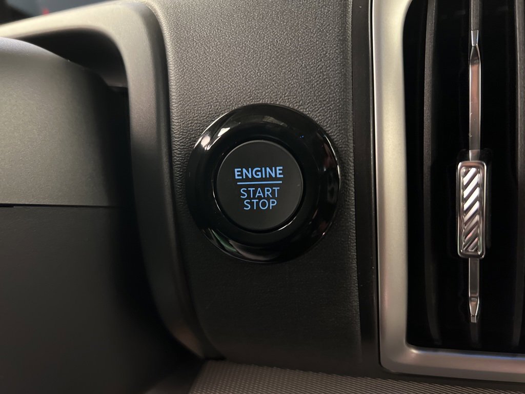 New 2025 Ford Expedition Active image 19