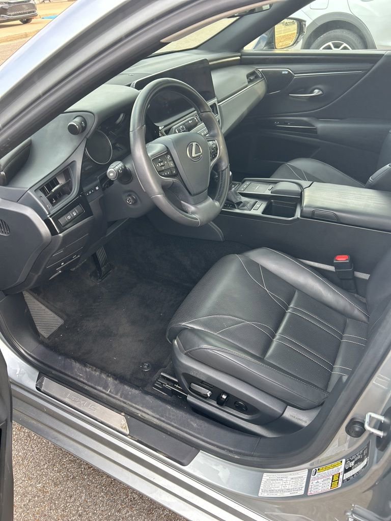 Used 2022 Lexus ES 350 Ultra Luxury image 8