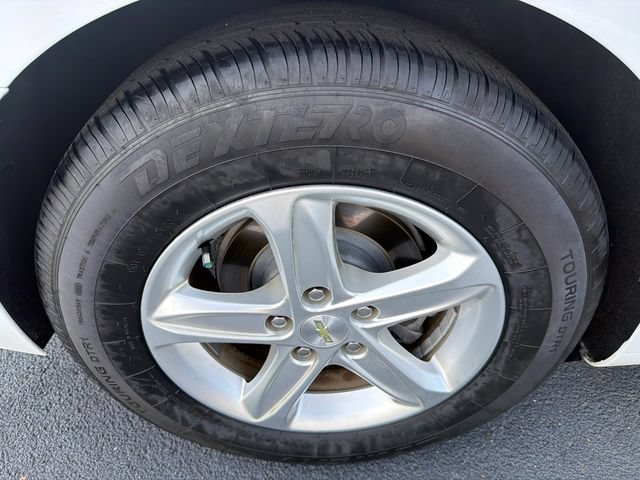 Used 2020 Chevrolet Malibu LS FWD image 17