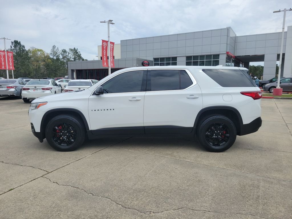 Used 2020 Chevrolet Traverse LS w/ LPO, Blackout Package image 2