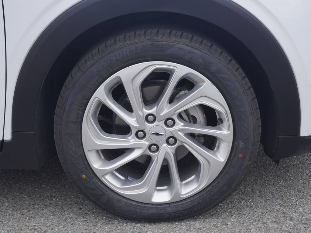 Used 2023 Chevrolet Bolt EUV LT w/ Driver Confidence Package FWD image 7