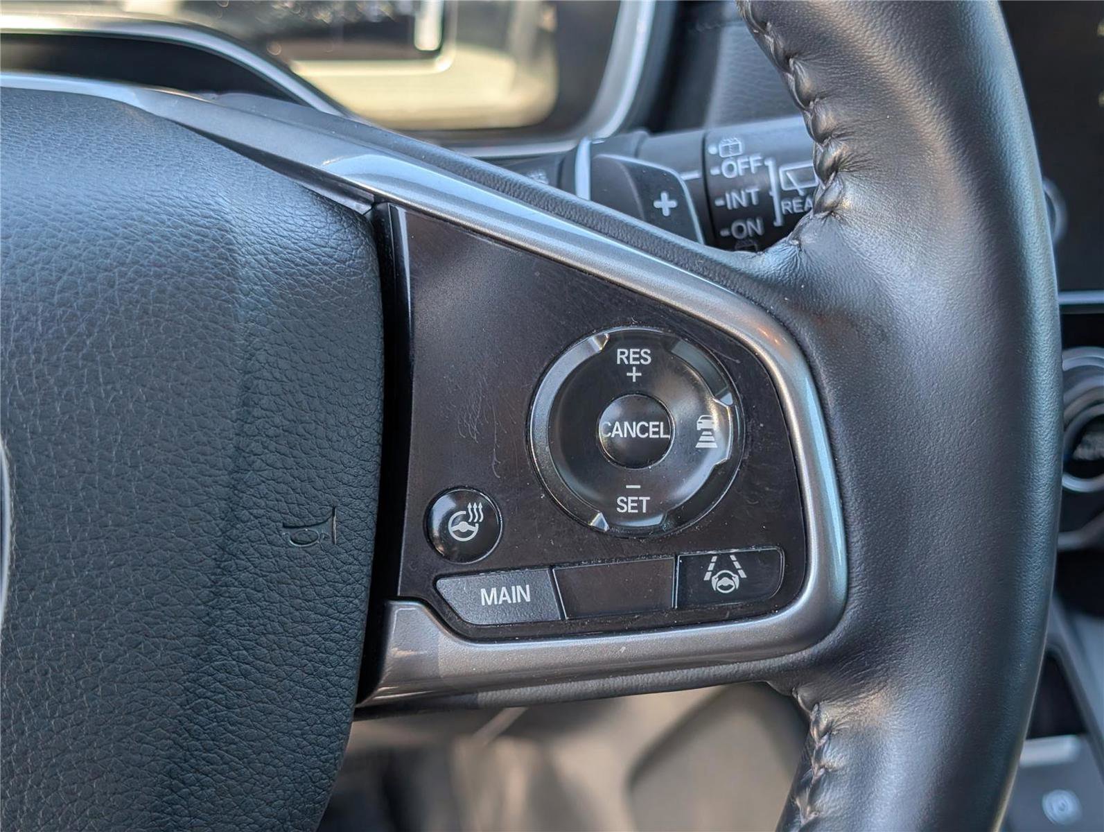 Used 2022 Honda CR-V Touring image 24