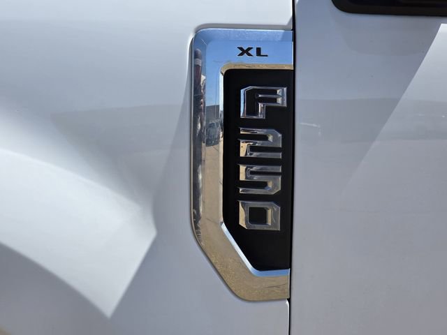 Used 2022 Ford F250 XL w/ Power Equipment Group image 30