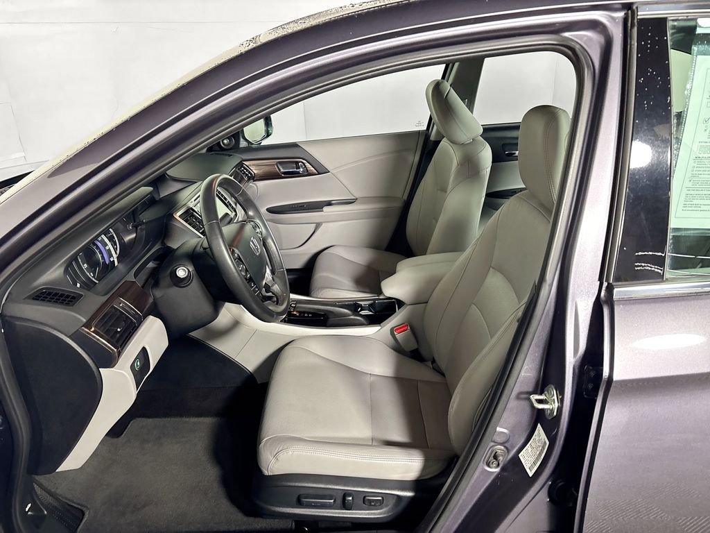 Used 2016 Honda Accord EX-L image 11