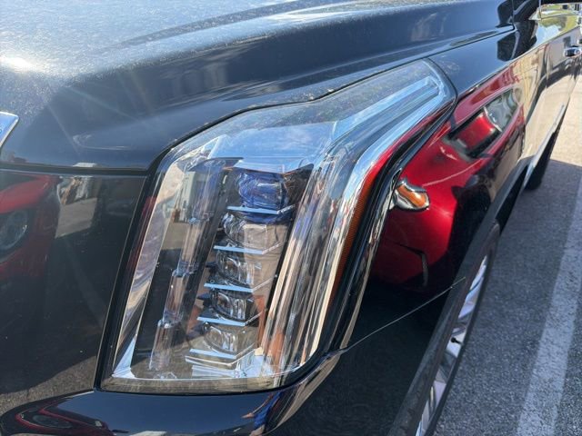 Used 2020 Cadillac Escalade Platinum AWD/4WD image 8