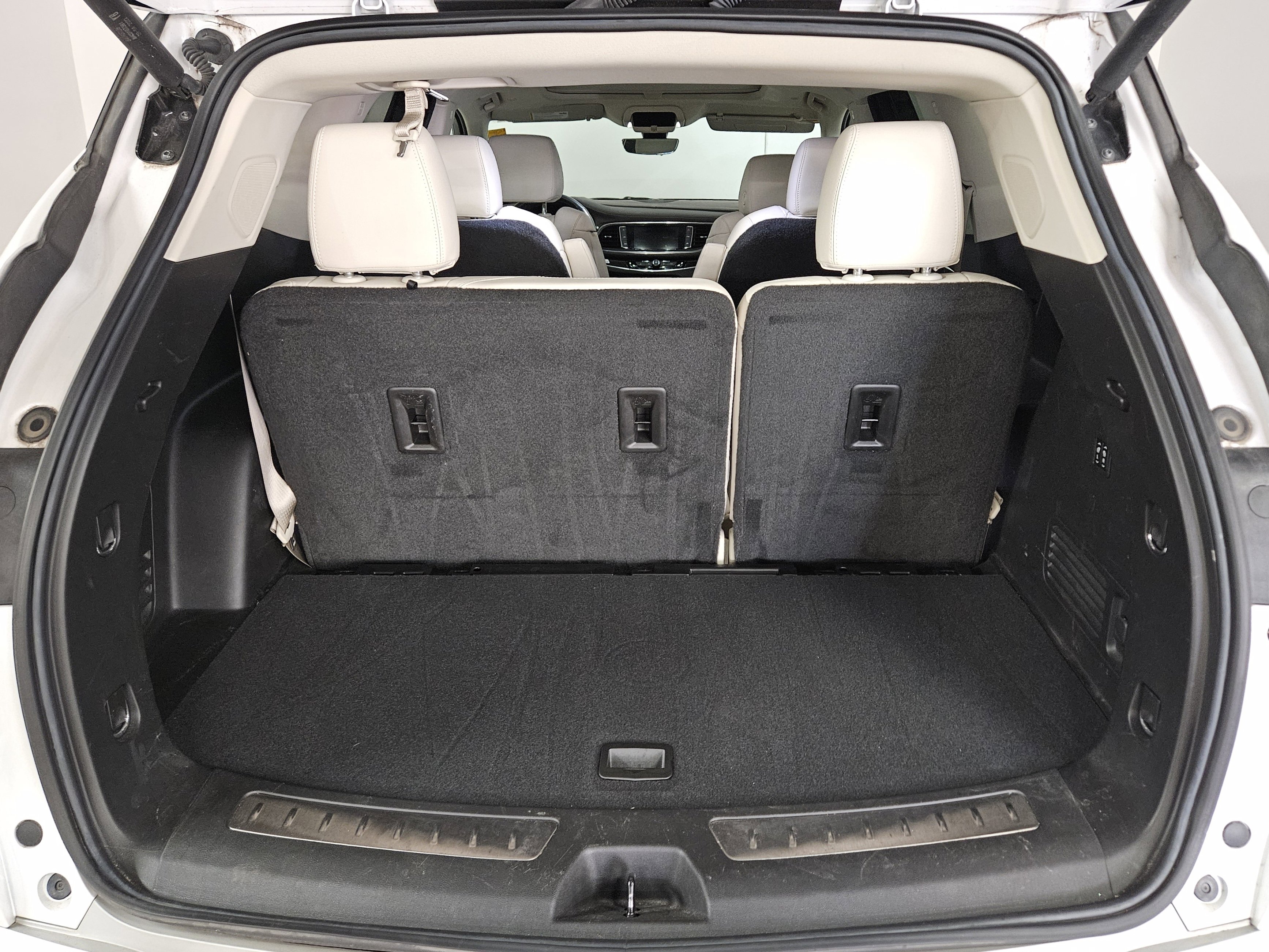 Used 2022 Buick Enclave Premium w/ Experience Buick Package image 17