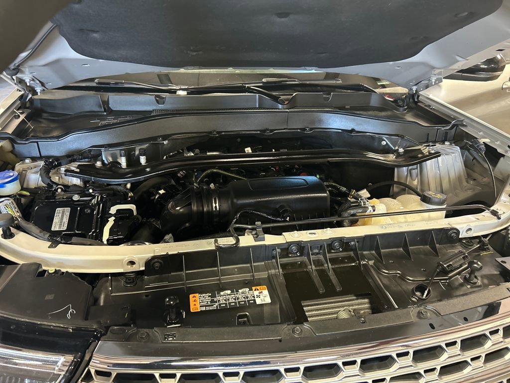 Used 2023 Ford Explorer Limited w/ Equipment Group 301A image 11