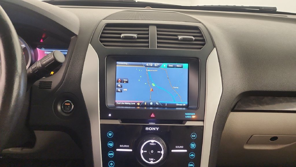 Used 2015 Ford Explorer Limited w/ Equipment Group 303A FWD image 23