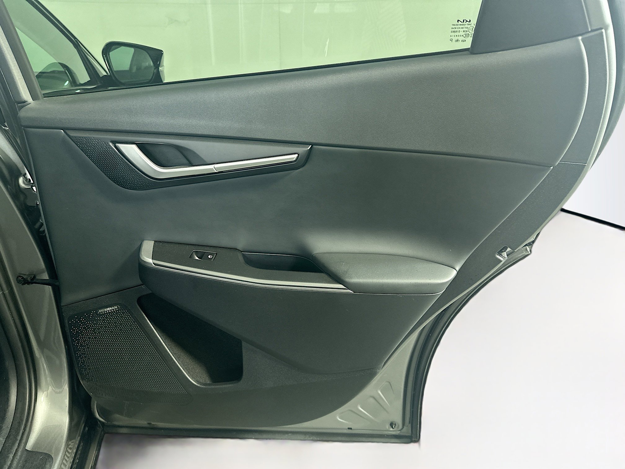 Used 2024 Kia EV6 Wind image 32