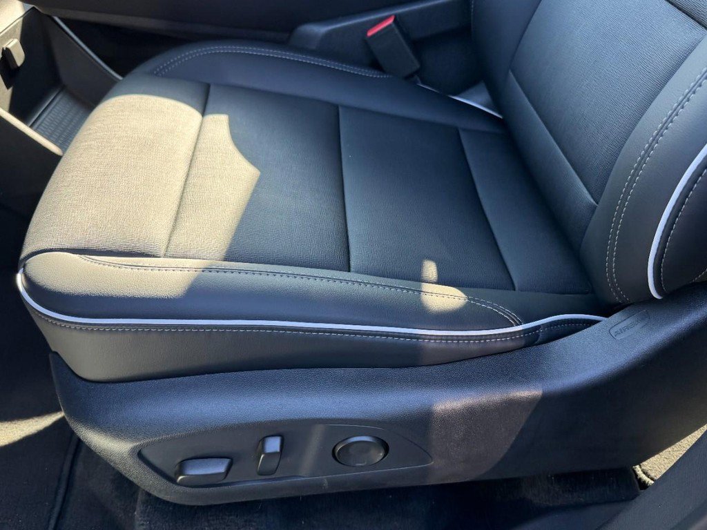 New 2026 Buick Enclave Preferred w/ Power Package image 16