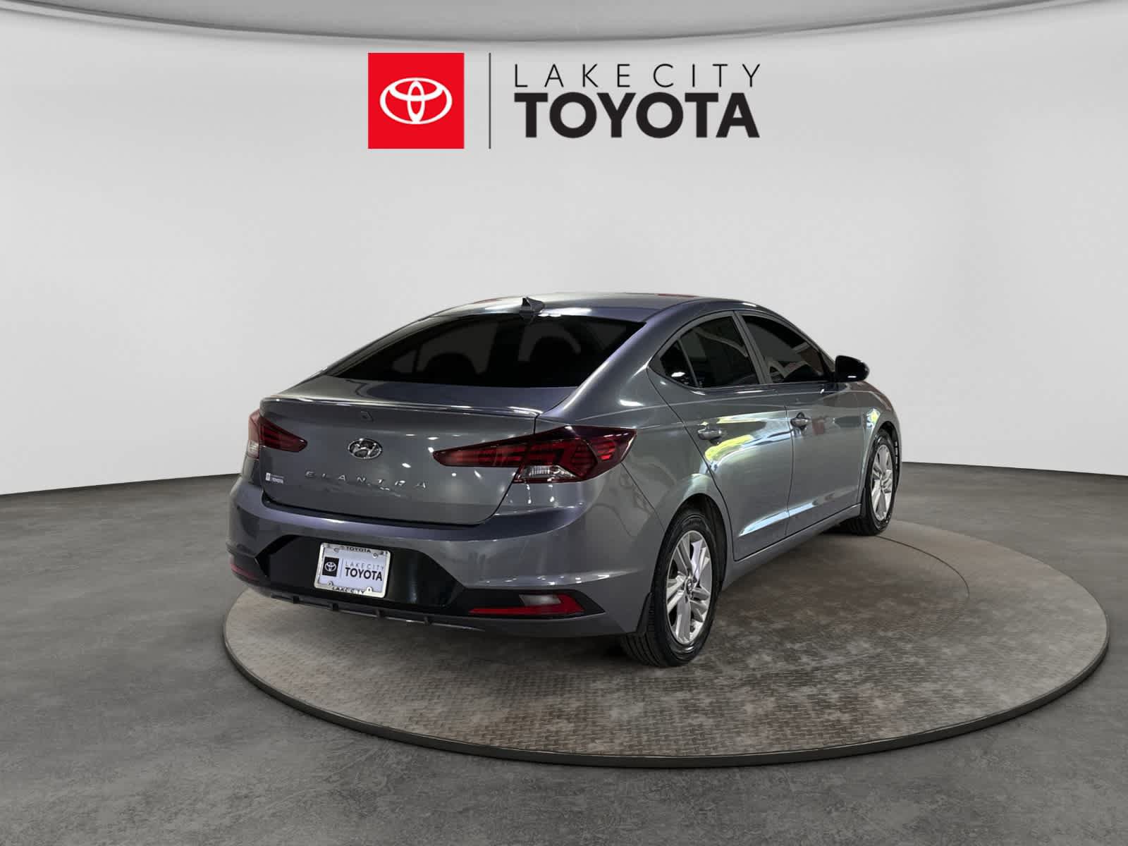 Used 2019 Hyundai Elantra SEL FWD image 9