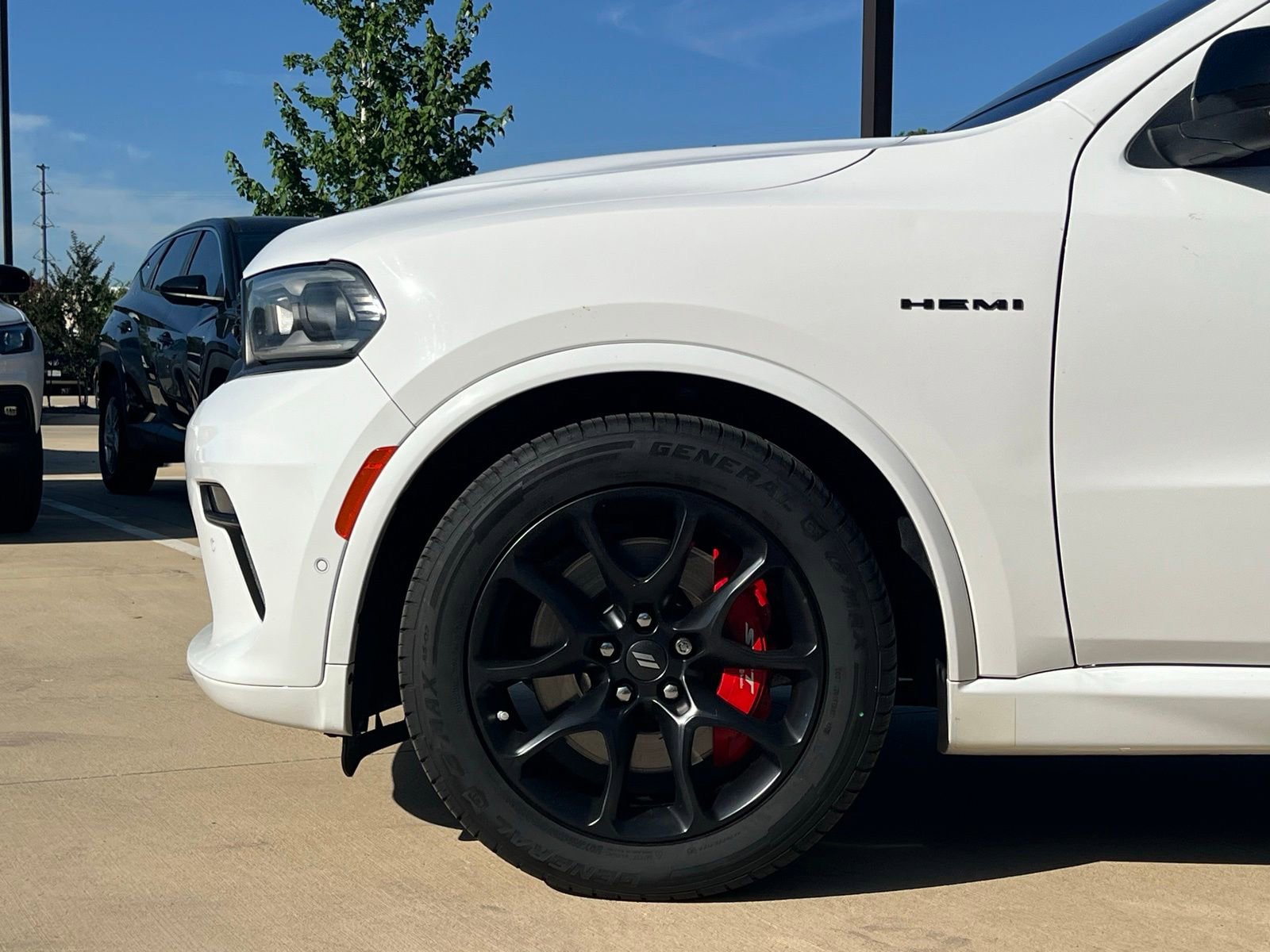 Used 2022 Dodge Durango R/T w/ Tow 'N Go Package AWD/4WD image 7