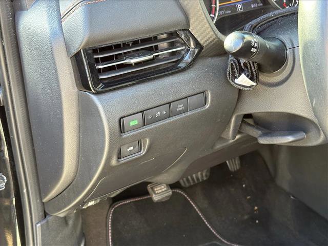 Used 2020 Nissan Sentra SR w/ Premium Package image 19