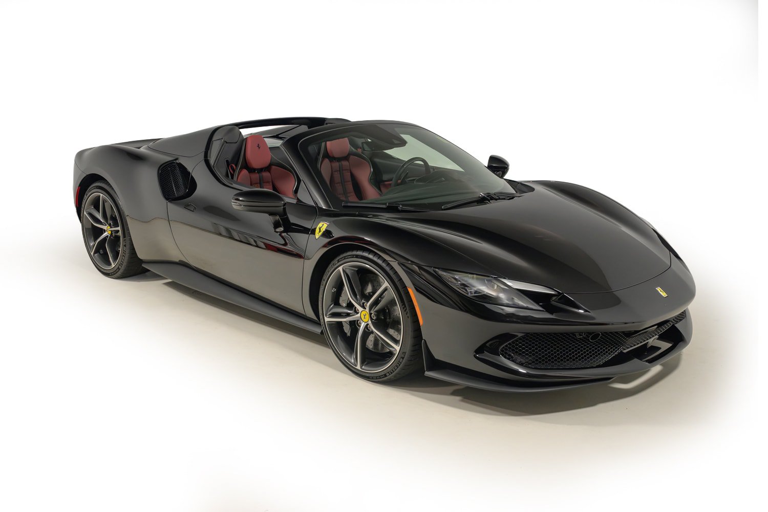 Used 2024 Ferrari 296 GTS RWD image 9