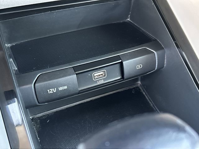 Used 2020 Kia Telluride S w/ S 8 Passenger Seating Package image 29