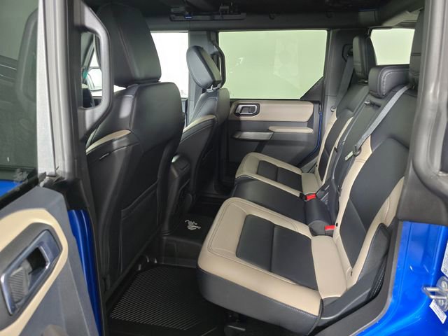 Used 2023 Ford Bronco Wildtrak image 20