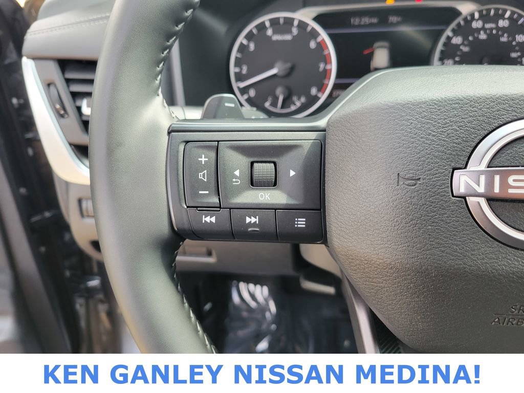 Certified 2025 Nissan Rogue SV AWD/4WD image 30