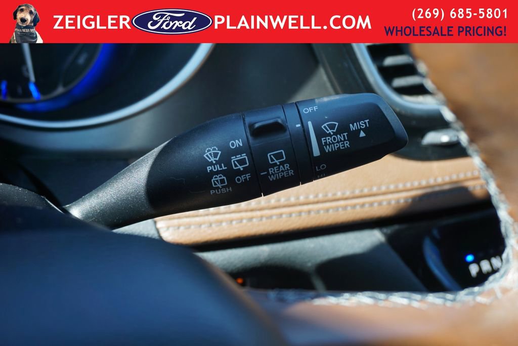 Used 2019 Chrysler Pacifica Limited w/ Advanced Safetytec Group FWD image 31