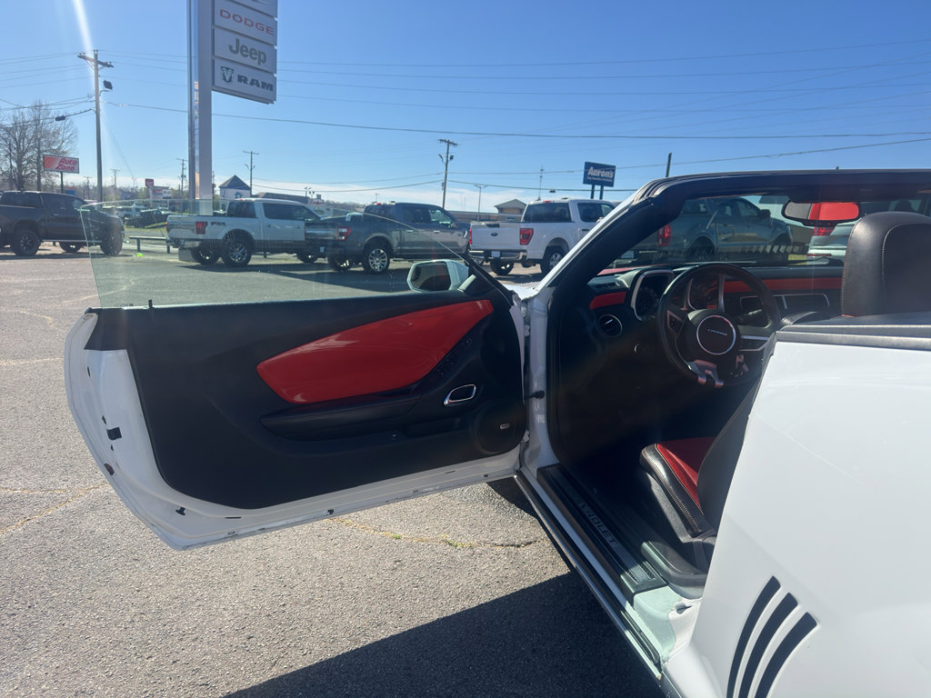 Used 2011 Chevrolet Camaro SS w/ RS Package image 25