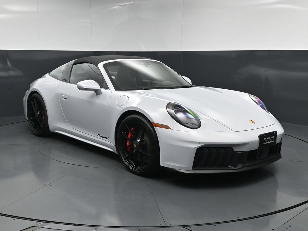 Certified 2025 Porsche 911 Targa 4 GTS AWD/4WD image 14