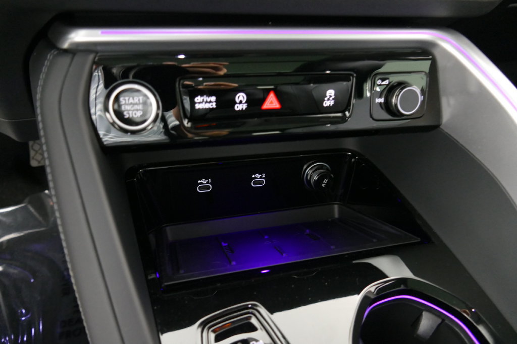 Certified 2025 Audi Q5 Premium w/ Convenience Package AWD/4WD image 22