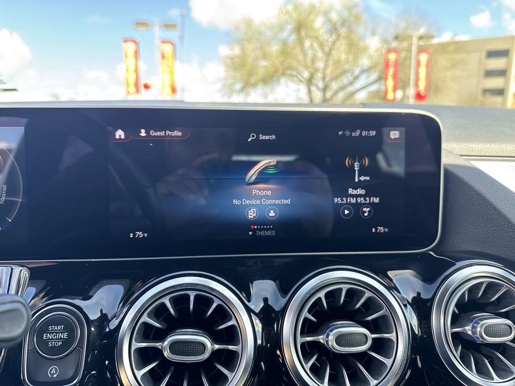 Used 2021 Mercedes-Benz GLA 250 w/ Premium Package image 27