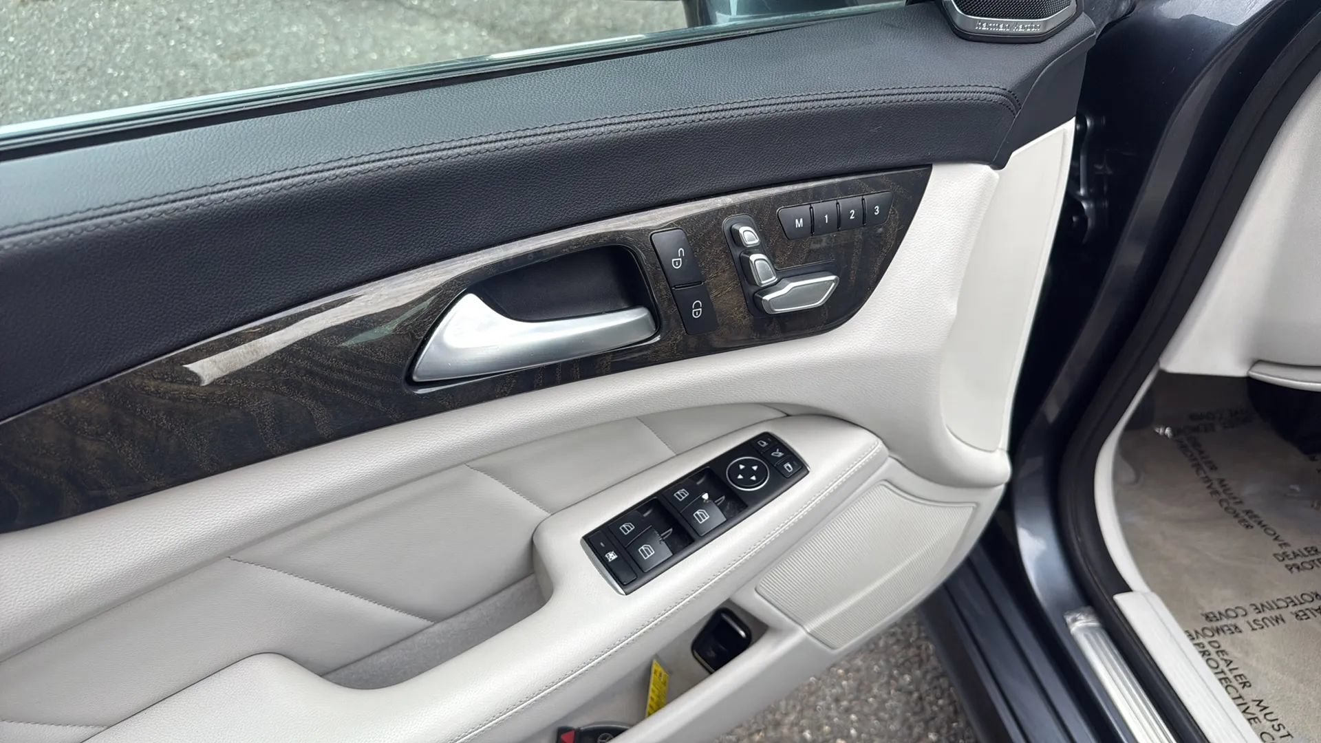 Used 2015 Mercedes-Benz CLS 400 image 14