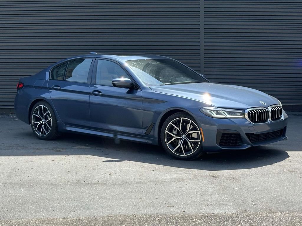 Used 2023 BMW 540i xDrive w/ M Sport Package AWD/4WD image 7