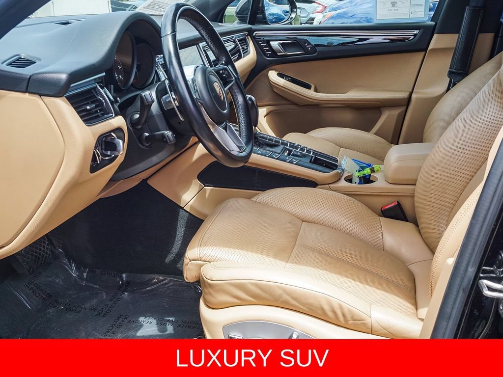 Used 2018 Porsche Macan AWD/4WD image 17