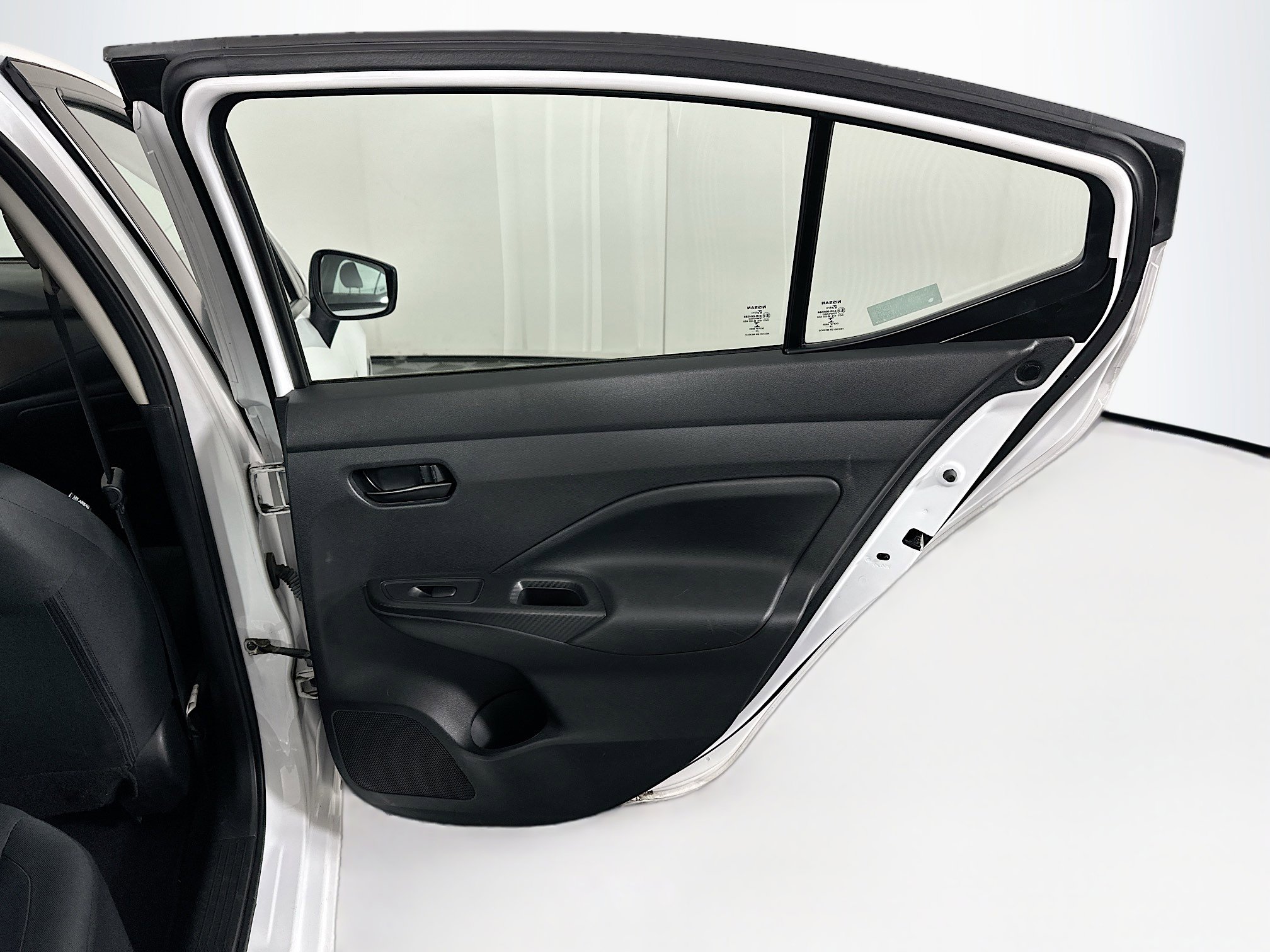 Used 2021 Nissan Versa S image 27