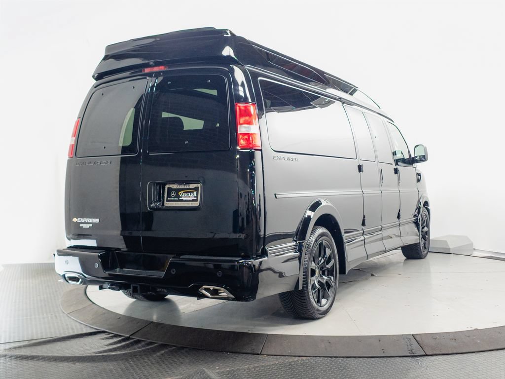 Used 2026 Chevrolet Express 2500 Extended w/ Driver Convenience Package RWD image 21