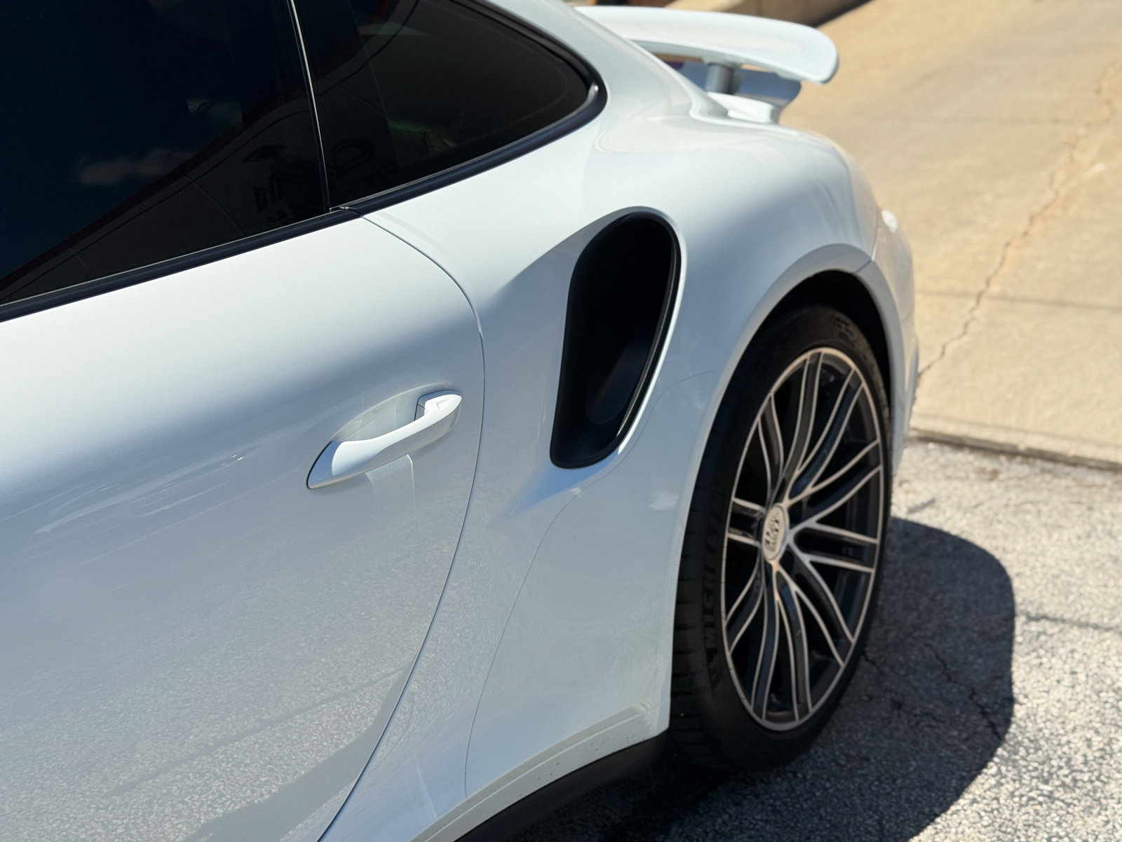 Used 2019 Porsche 911 Turbo AWD/4WD image 27