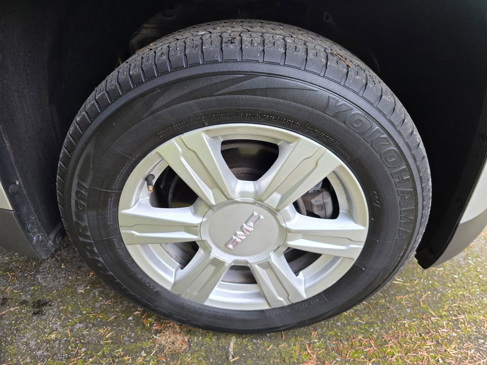 Used 2015 GMC Terrain SLE image 9