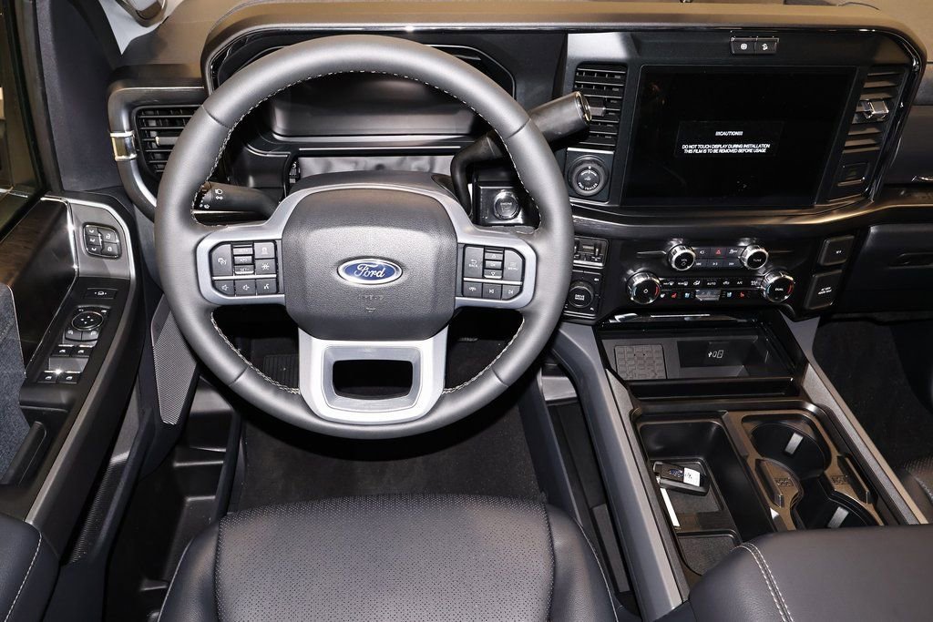 New 2026 Ford F250 Lariat w/ Black Appearance Package image 19