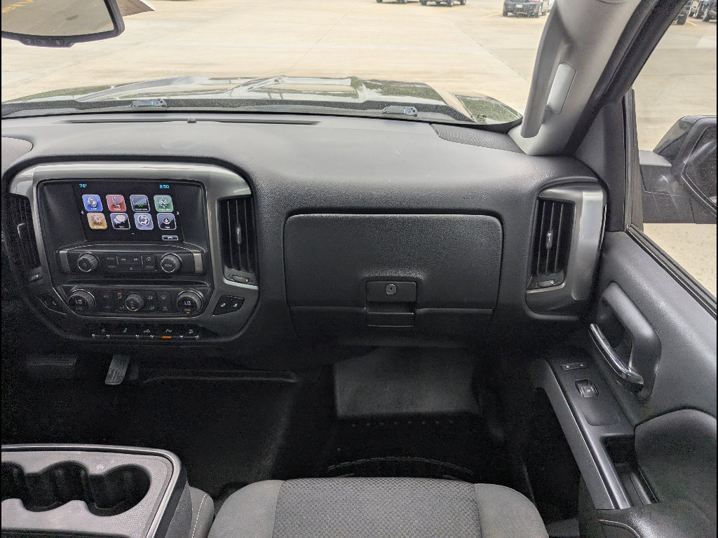 Used 2018 Chevrolet Silverado 1500 LT w/ All Star Edition AWD/4WD image 4