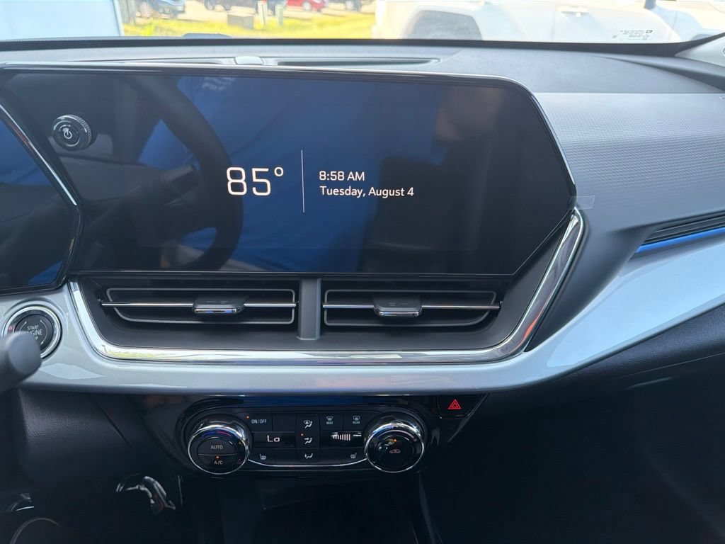 New 2026 Chevrolet Trax LT w/ Driver Confidence Package FWD image 13