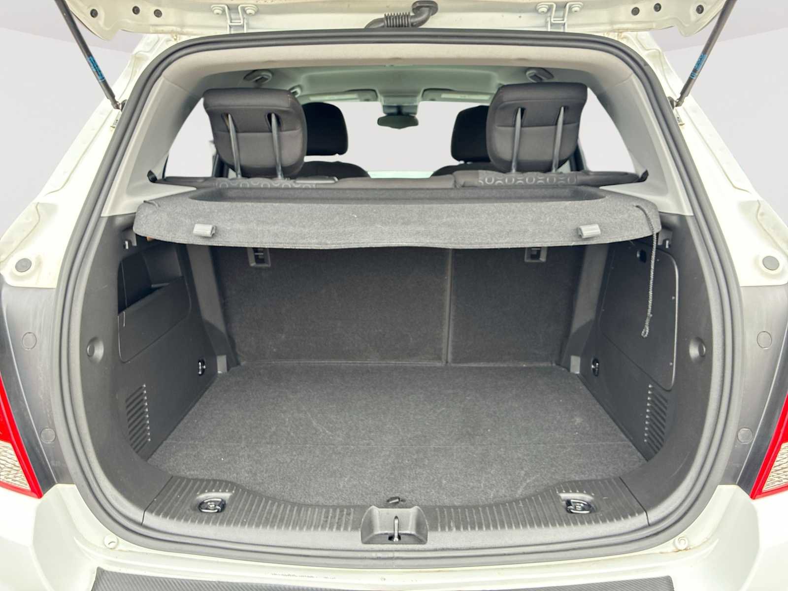 Certified 2020 Chevrolet Trax LS w/ Tint and Cruise Package image 25