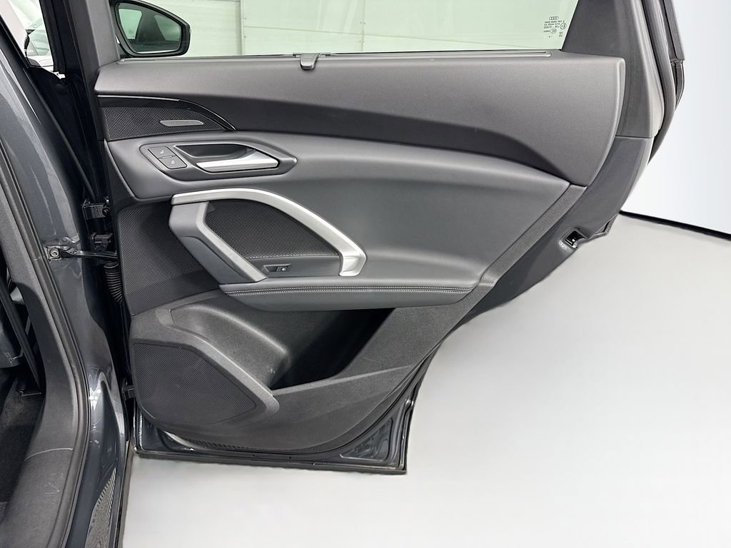 Certified 2025 Audi Q5 Premium Plus w/ Premium Plus image 26