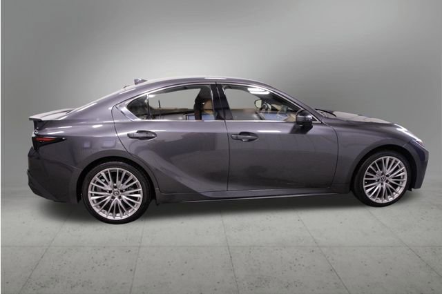 Used 2022 Lexus IS 300 AWD w/ Premium Package image 6