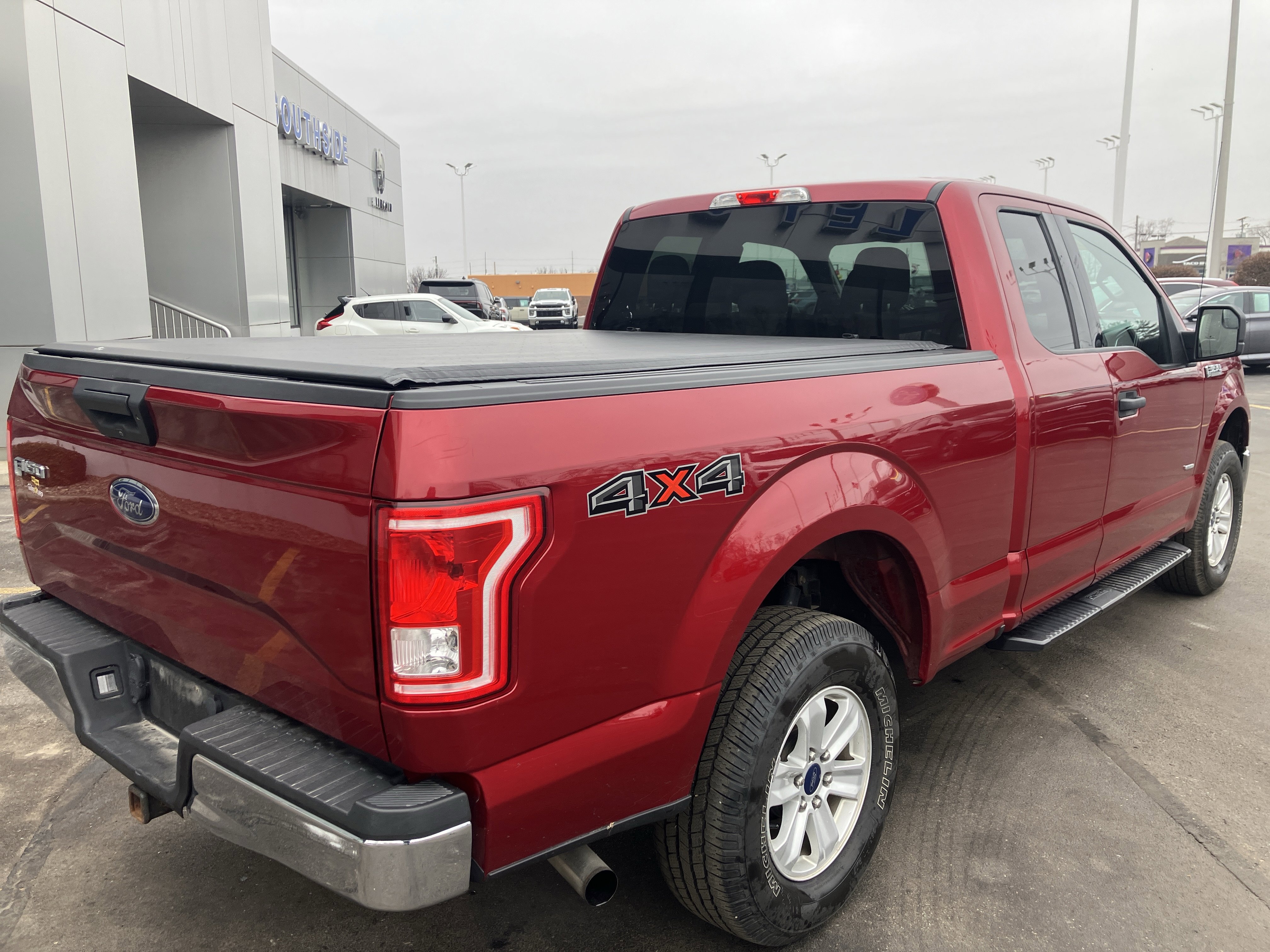 Used 2016 Ford F150 XLT w/ Trailer Tow Package image 7