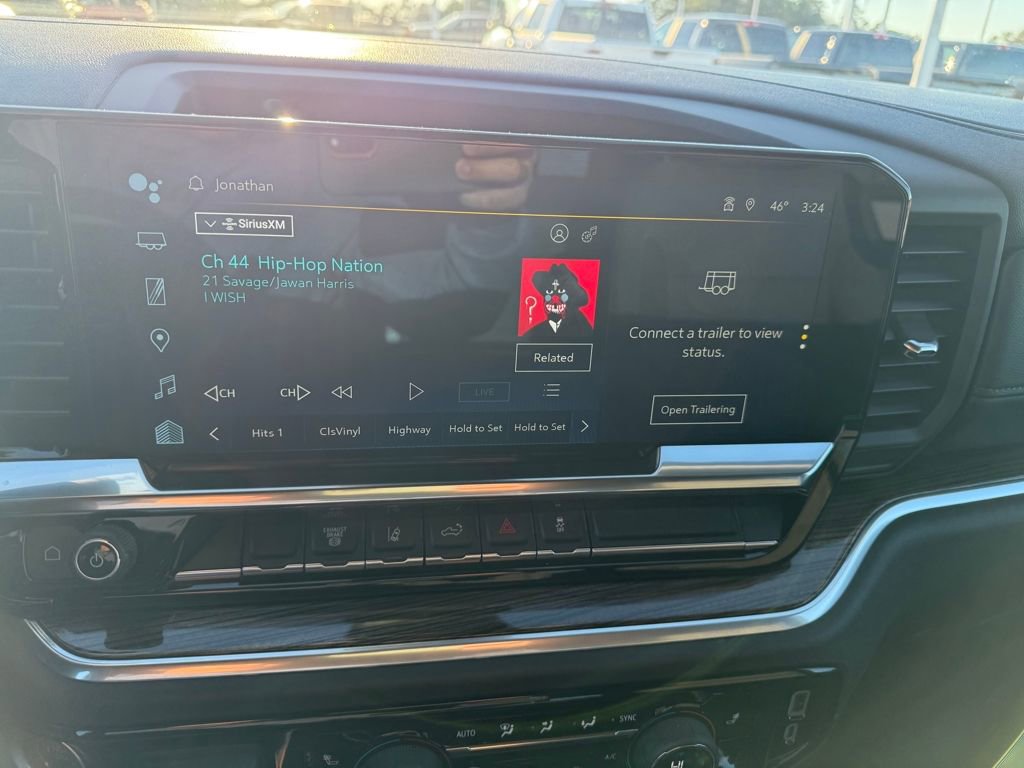 Used 2024 Chevrolet Silverado 3500 LT w/ Convenience Package image 21