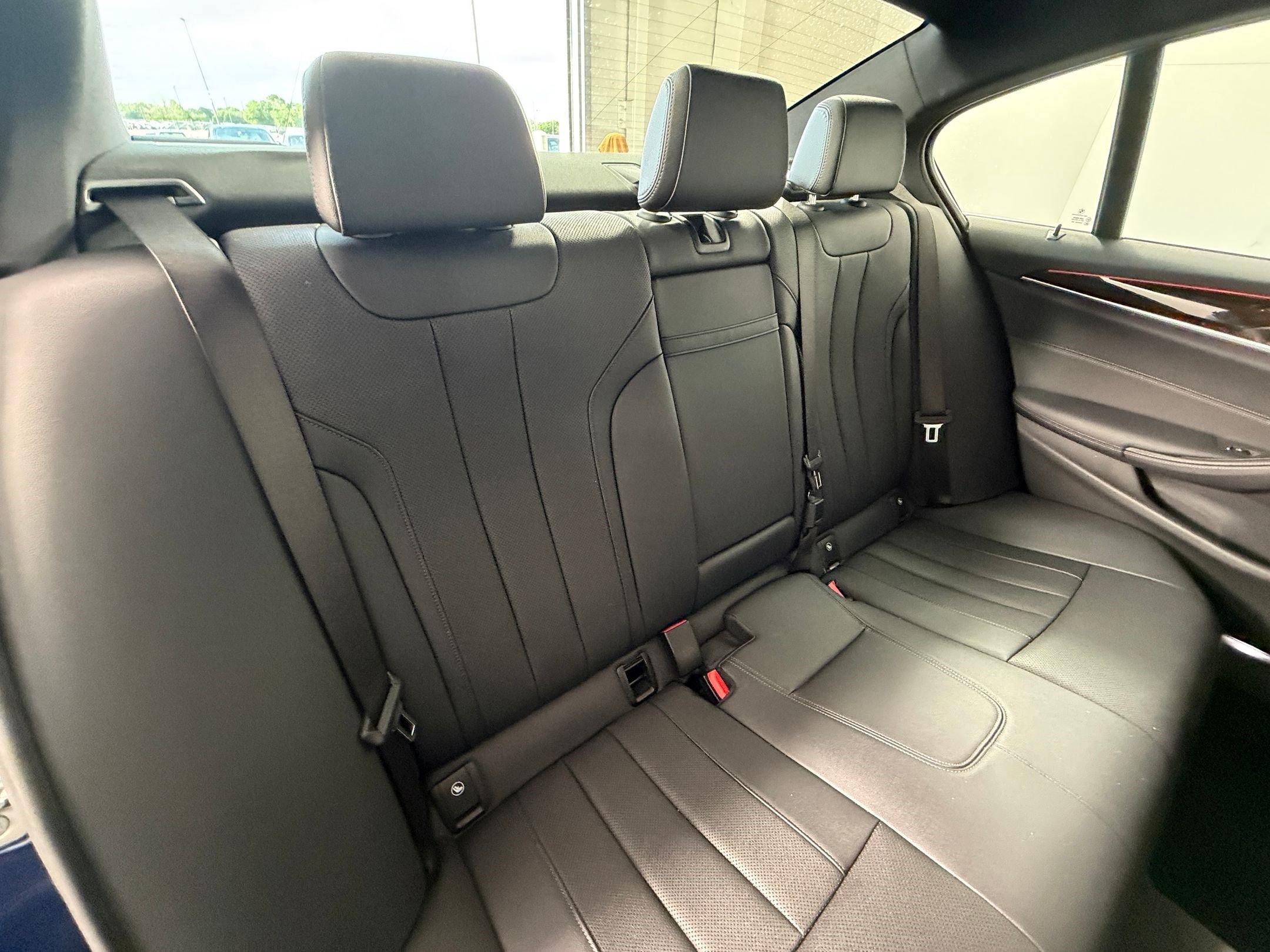 Used 2021 BMW 530i xDrive w/ Convenience Package image 33