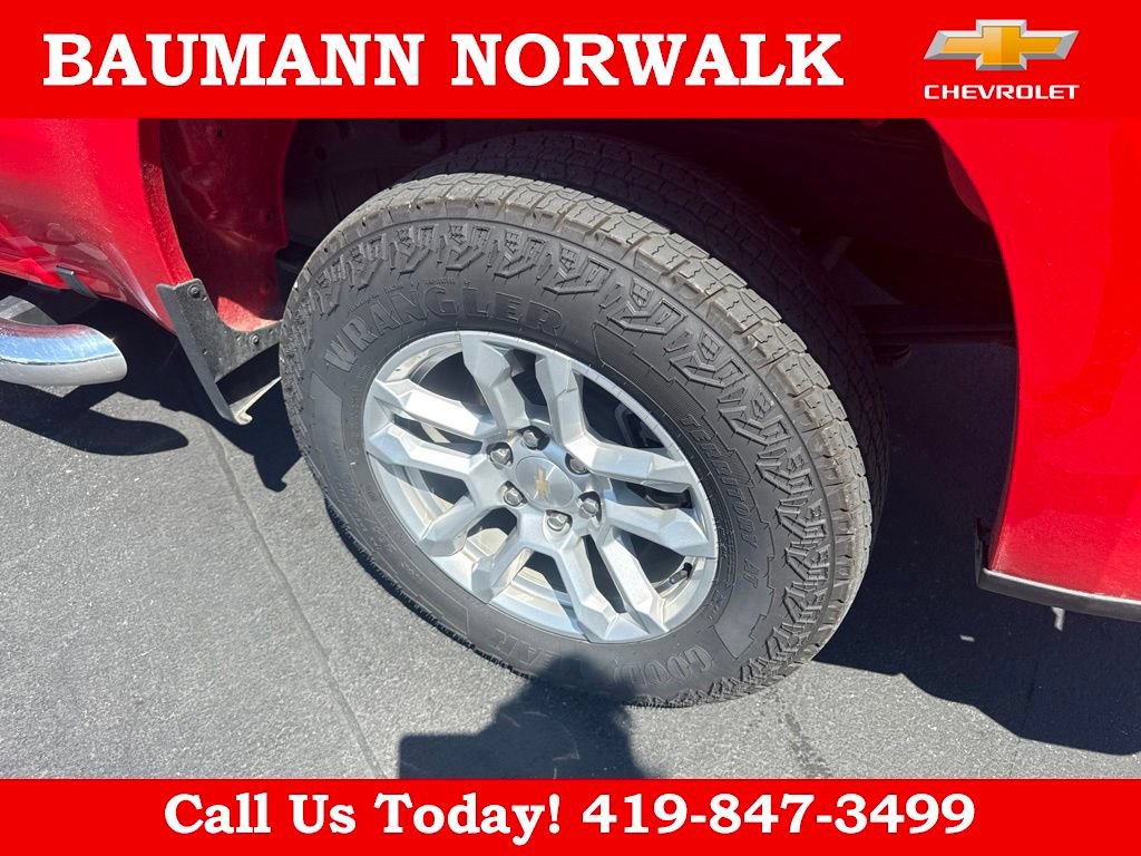 Used 2022 Chevrolet Silverado 1500 LT AWD/4WD image 14