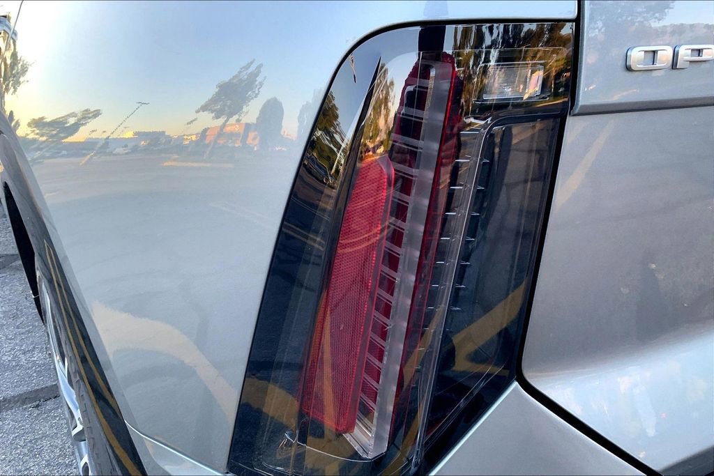 New 2026 Cadillac Optiq Sport 2 image 15