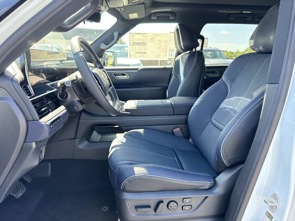 New 2027 INFINITI QX80 Sensory w/ Sport Exterior Package AWD/4WD image 16